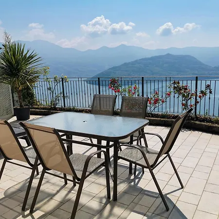 Sogno D'iseo Апартаменты Parzanica